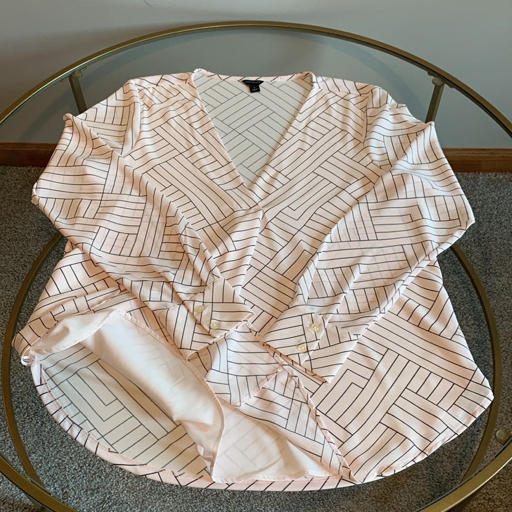 Ann Taylor Long Sleeve Top Size M - Picture 13 of 16